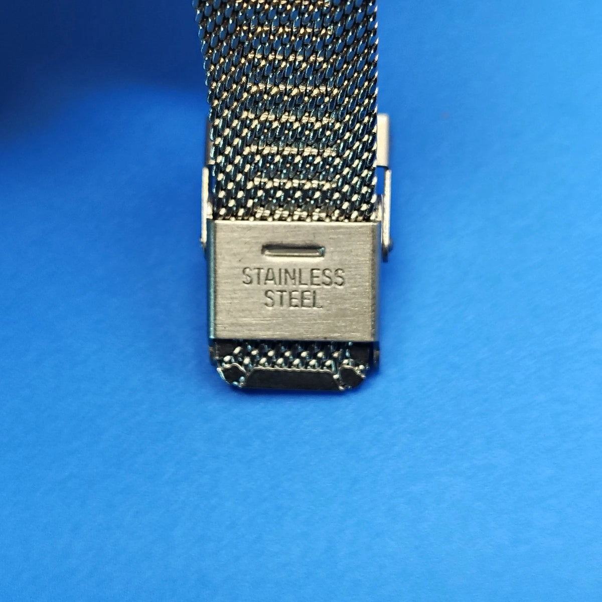 Vintage 1997 Timex Indiglo 27mm Women's Quartz Watch New Mesh Strap Size 4.5-7