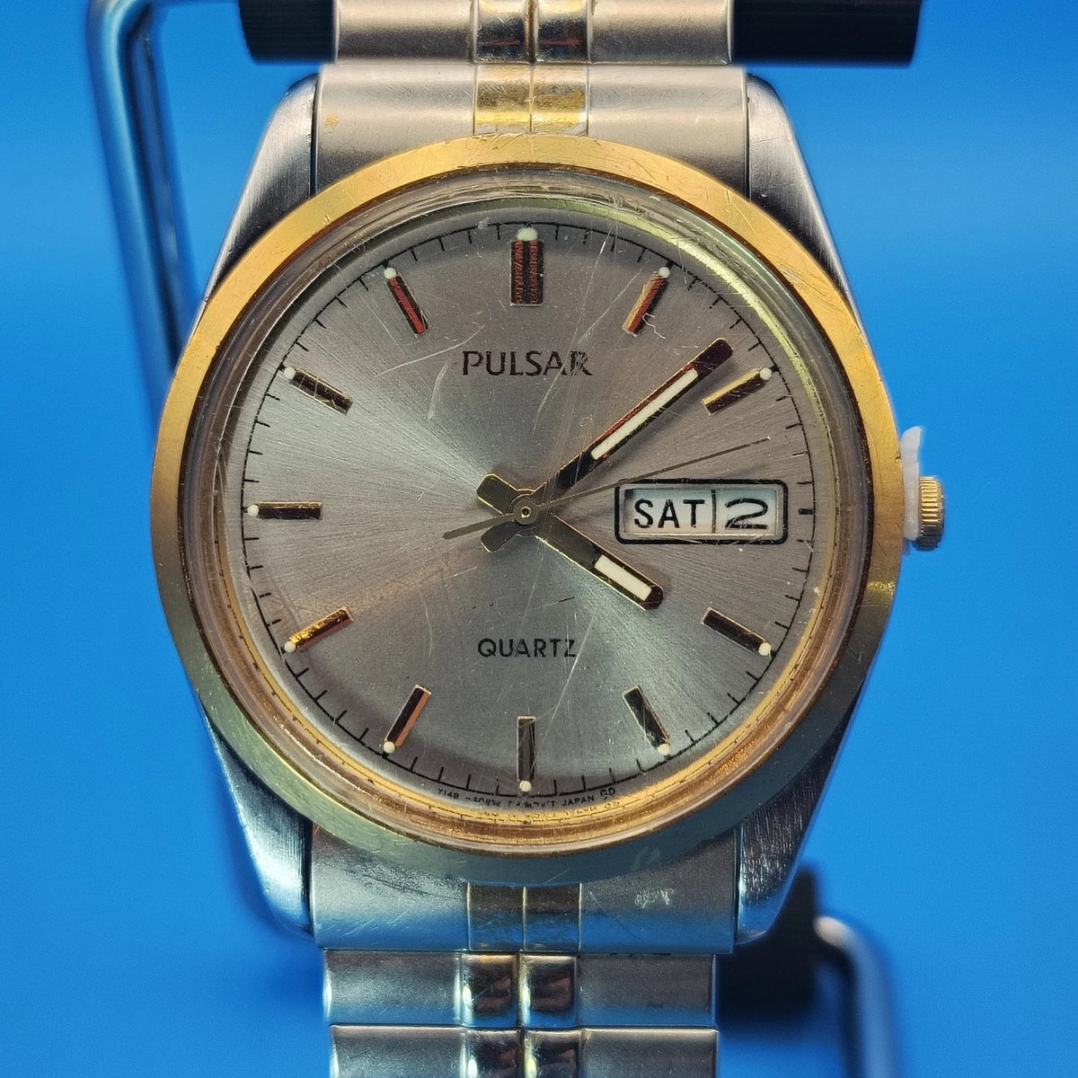 Vintage 1986 Pulsar by Seiko 34mm Men's Quartz Two Tone Watch Screw Back