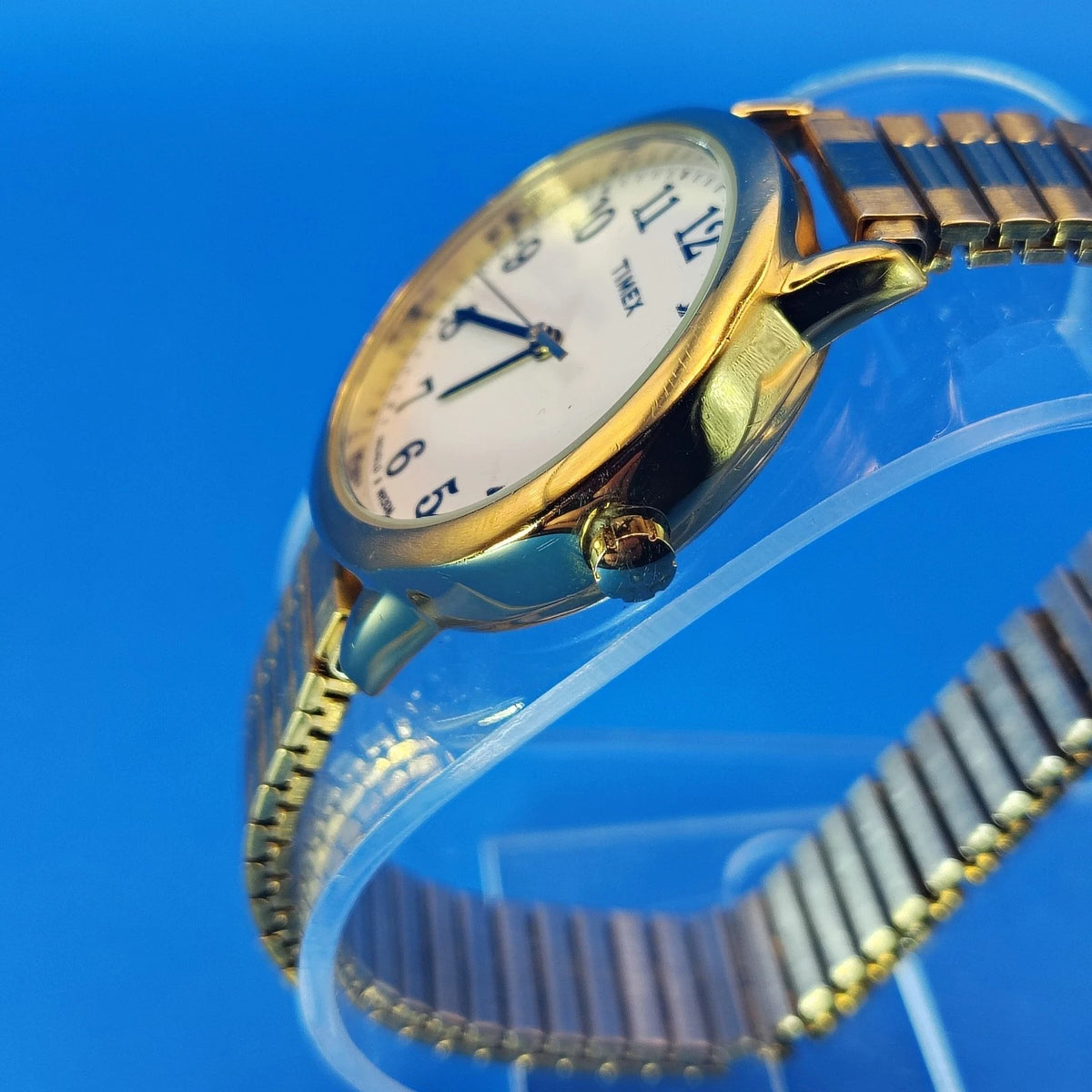 Vintage 2007 Timex Indiglo 30mm Women's Quartz Watch Gold Tone Stretch Bracelet
