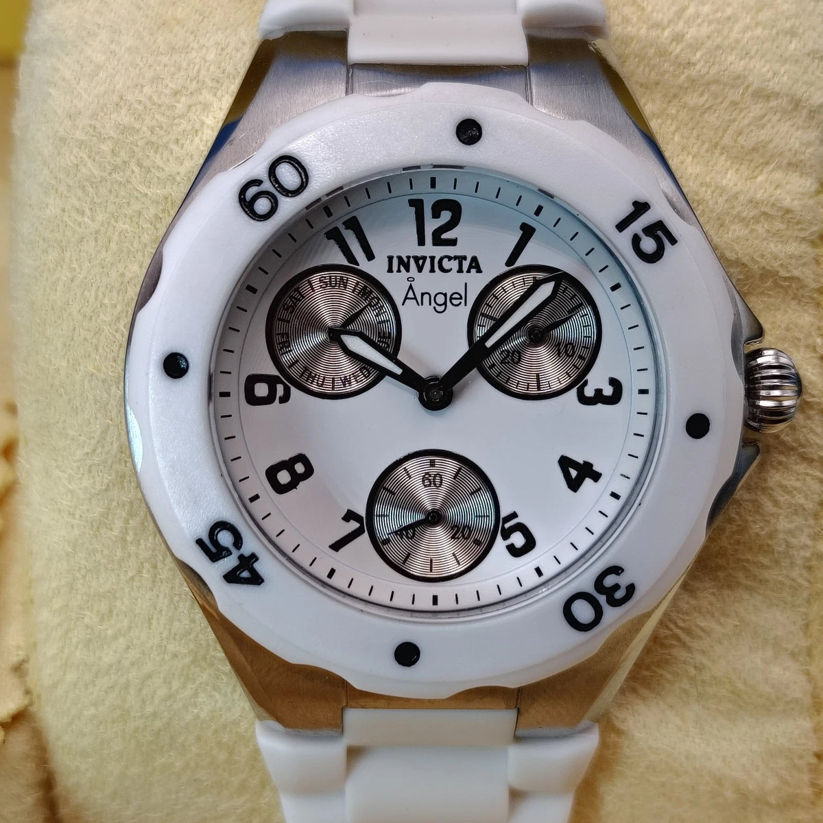 Vintage 2012 Invicta Angel Day-Date 36mm Women's Quartz Watch Full Set Near Mint