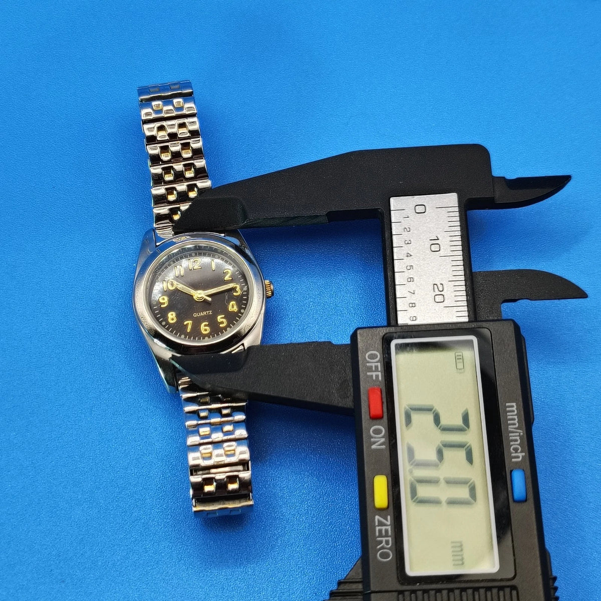 Vintage 1993 Movt 2035 Women's Quartz Fashion Watch Sunburst Dial Lume Hands