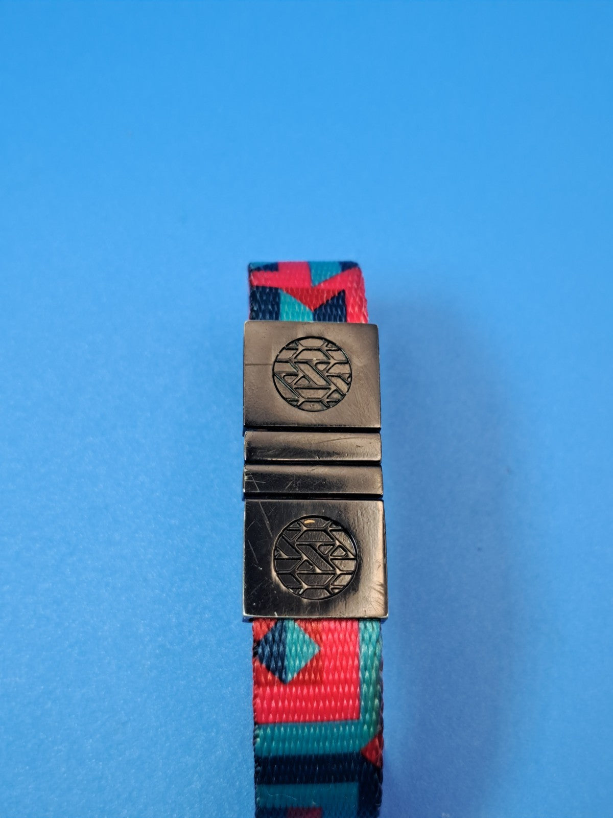 2018 Zox Clutch Reversible Double Sided Woven Nylon Unisex Bracelet Magnet Clasp