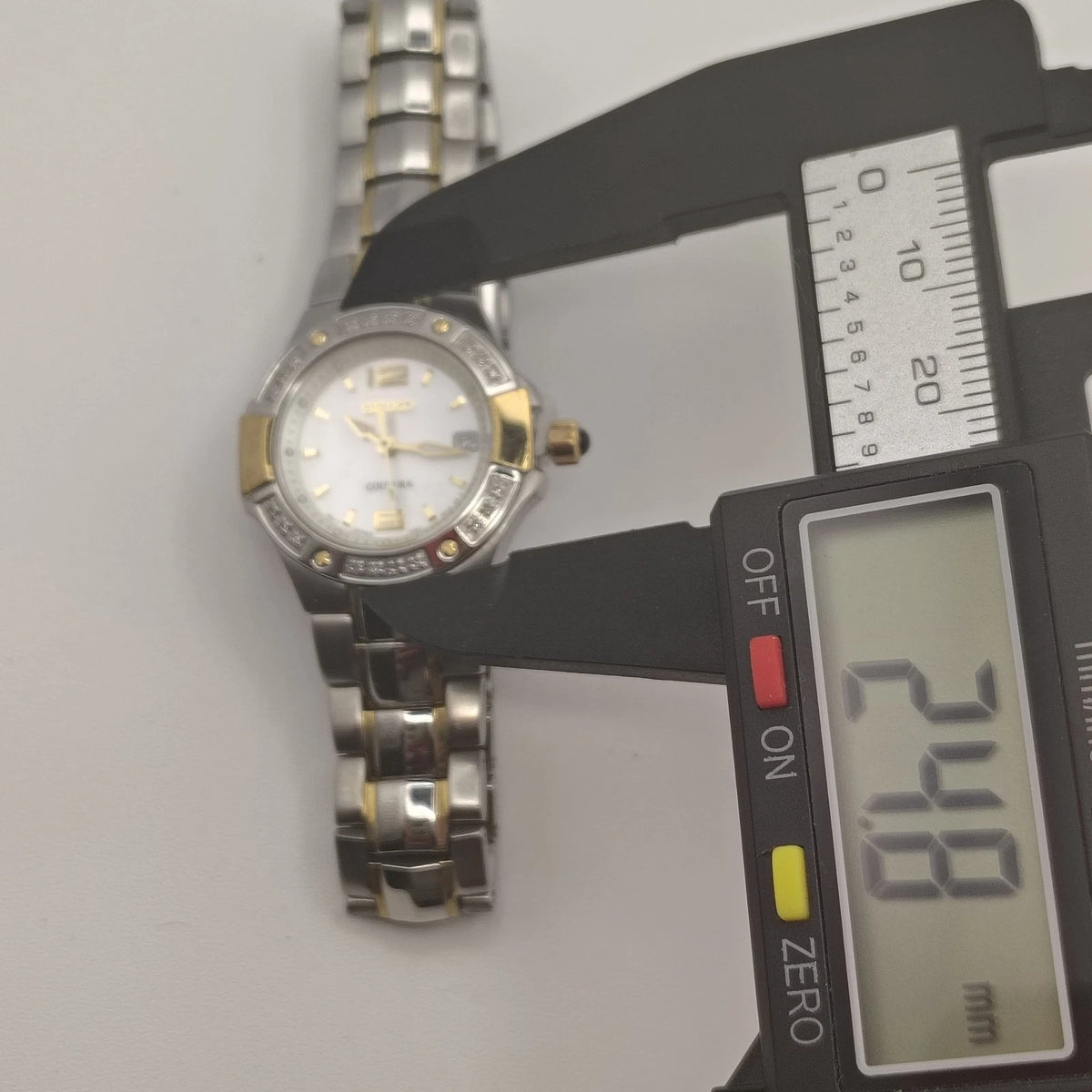 Vintage 2006 Seiko Coutura Solar Genuine Diamond Japanese Women's Quartz Watch
