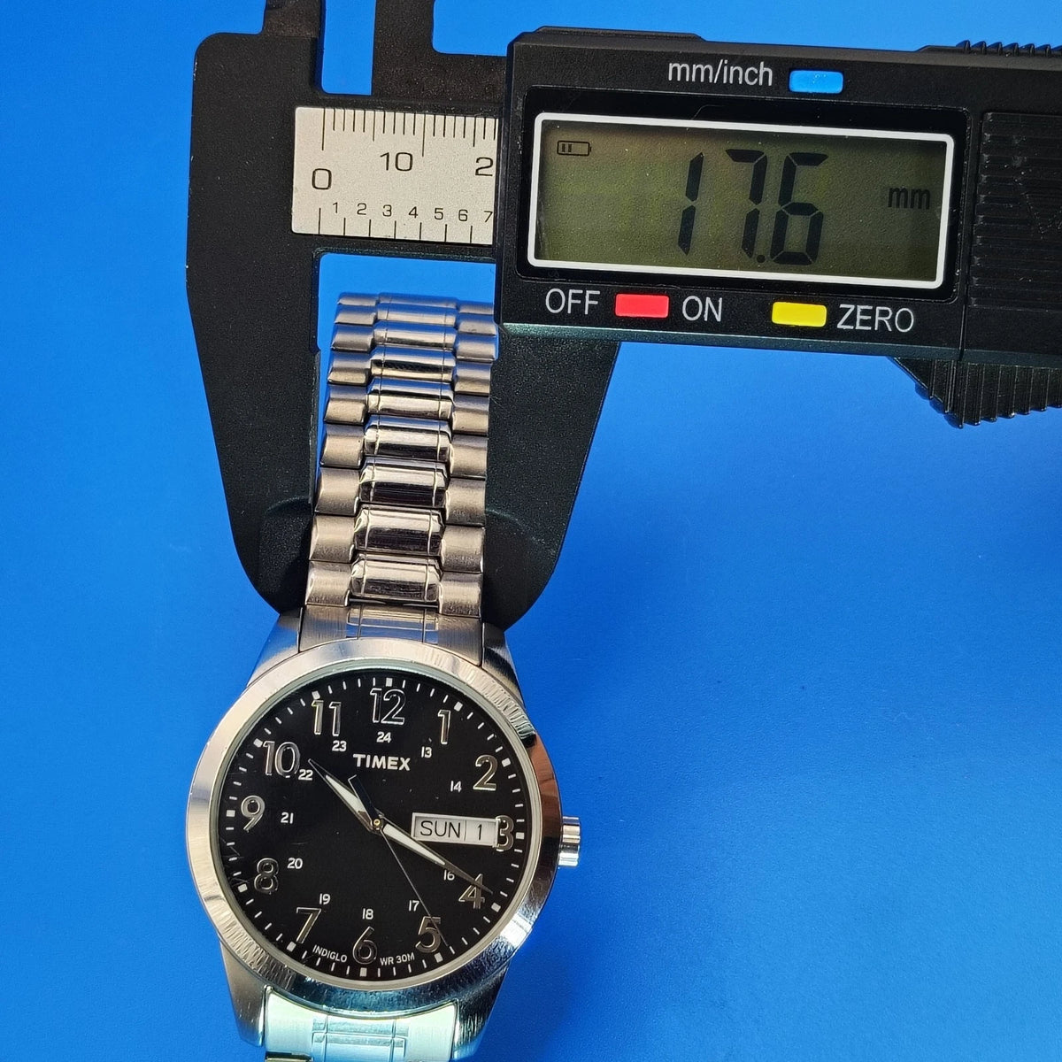 2018 Timex Mens Day-Date Black Dial Quartz Watch Stainless Steel Fully Restored