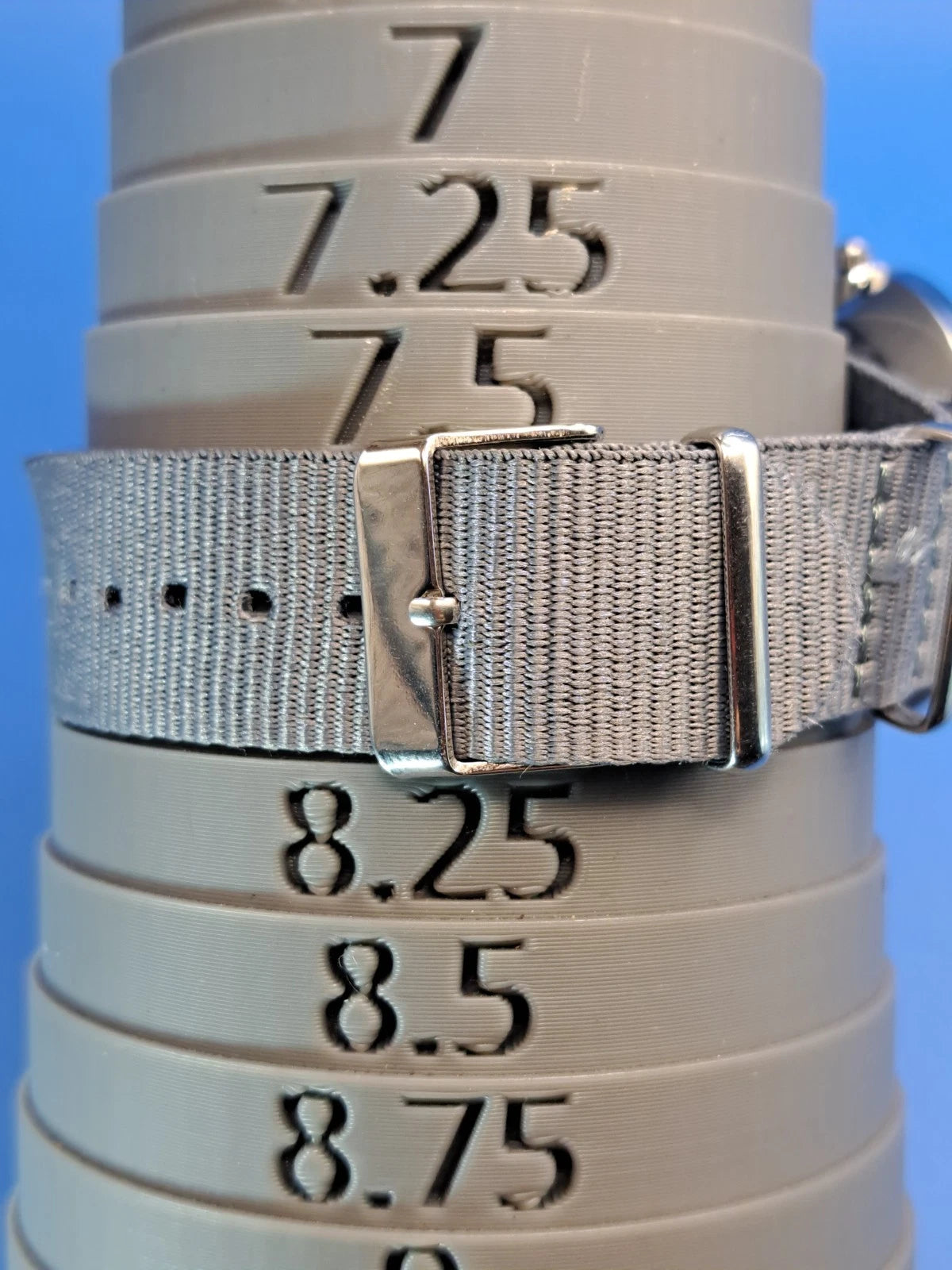 Vintage 2009 PX Minimalist 49mm Mens Quartz Dress Watch New Strap Near Mint