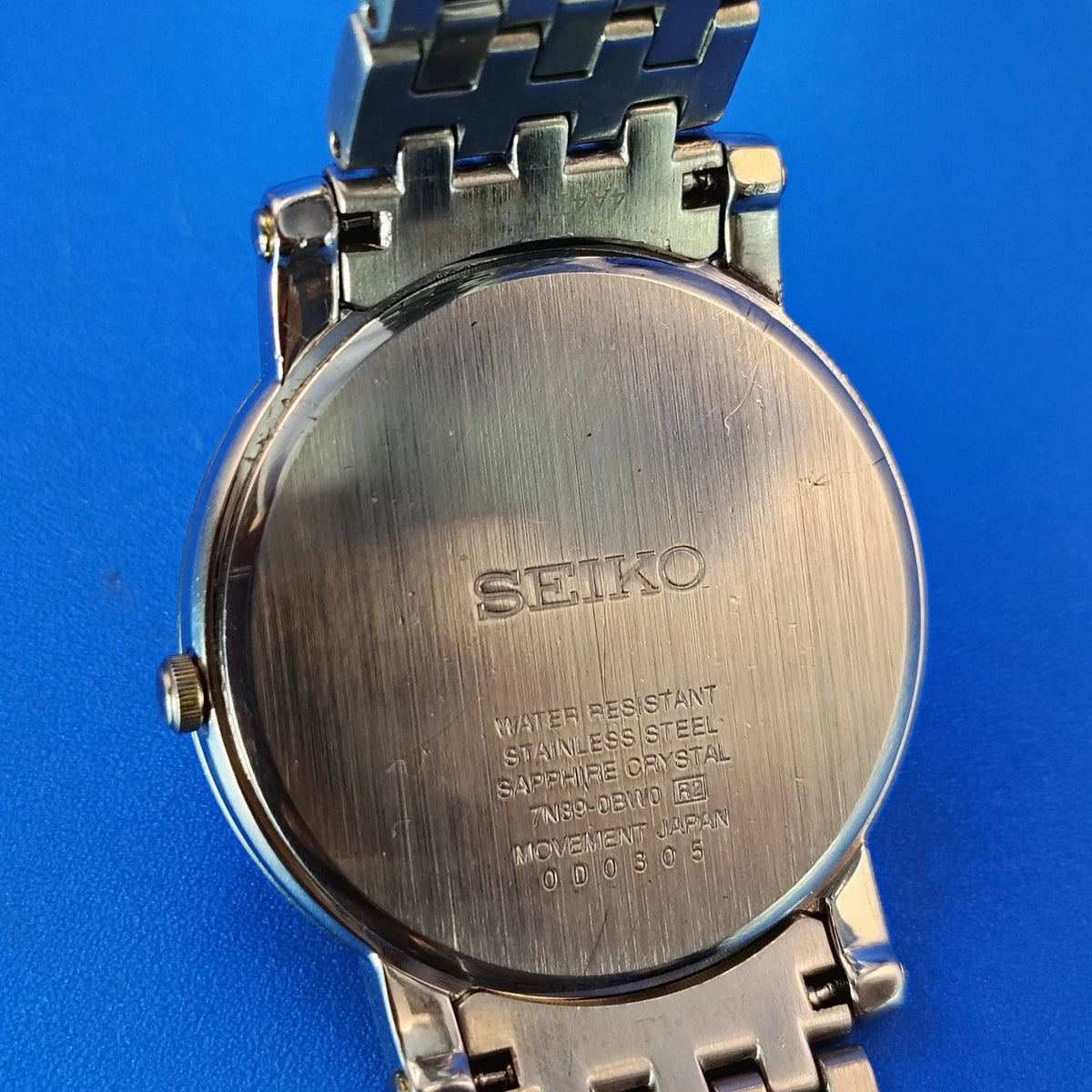 Vintage 2000 Seiko 7N39-0BW0 Roman Numeral Date 37mm Mens Quartz Watch Sapphire