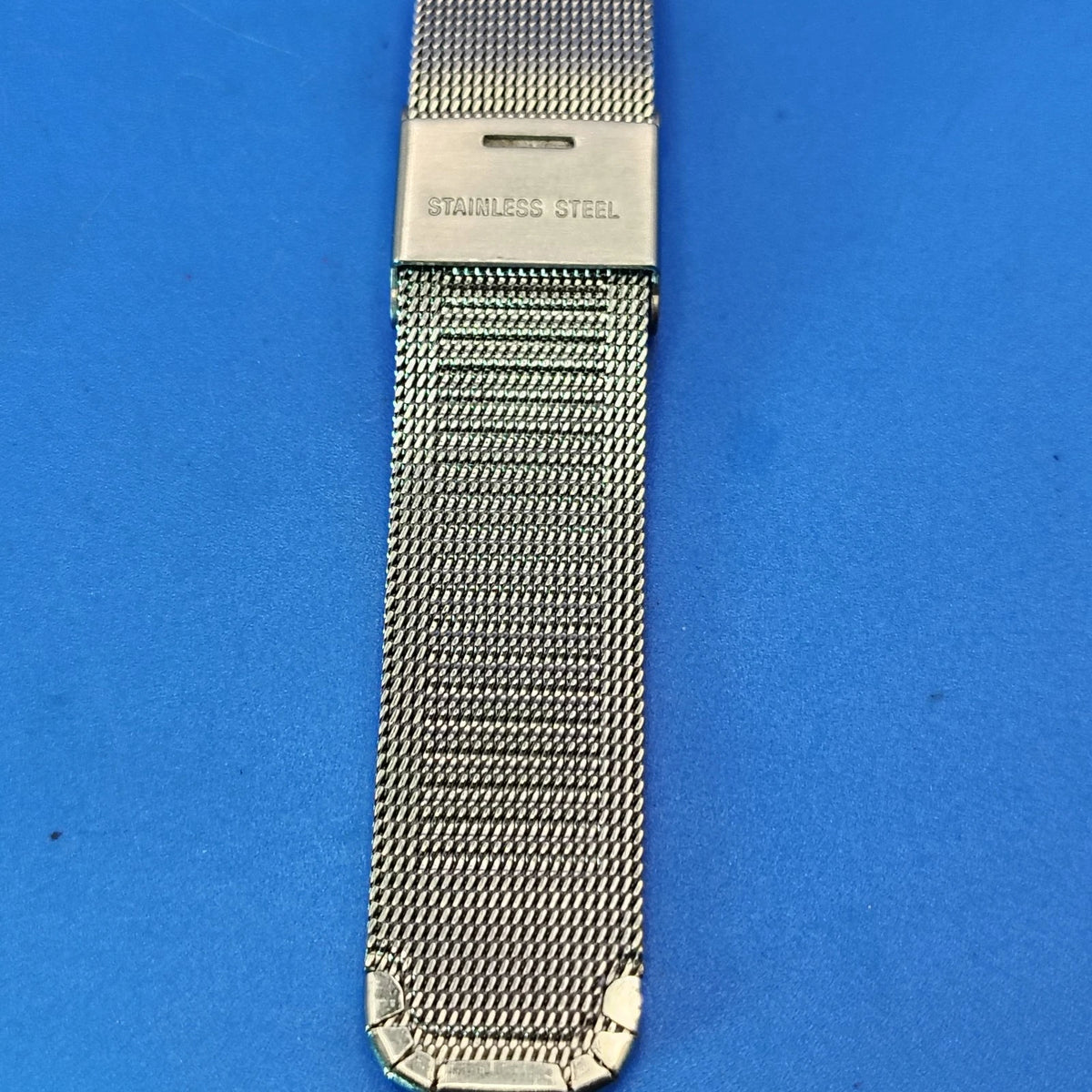 Vintage 2010 Timex Factory Hologram Dial 32mm Women's Quartz Watch Mesh Strap
