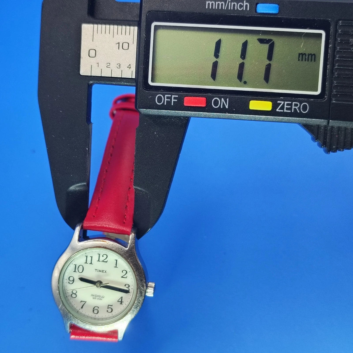 Vintage 2002 Timex Indiglo 23mm Women's Quartz Watch New Red Leather Strap