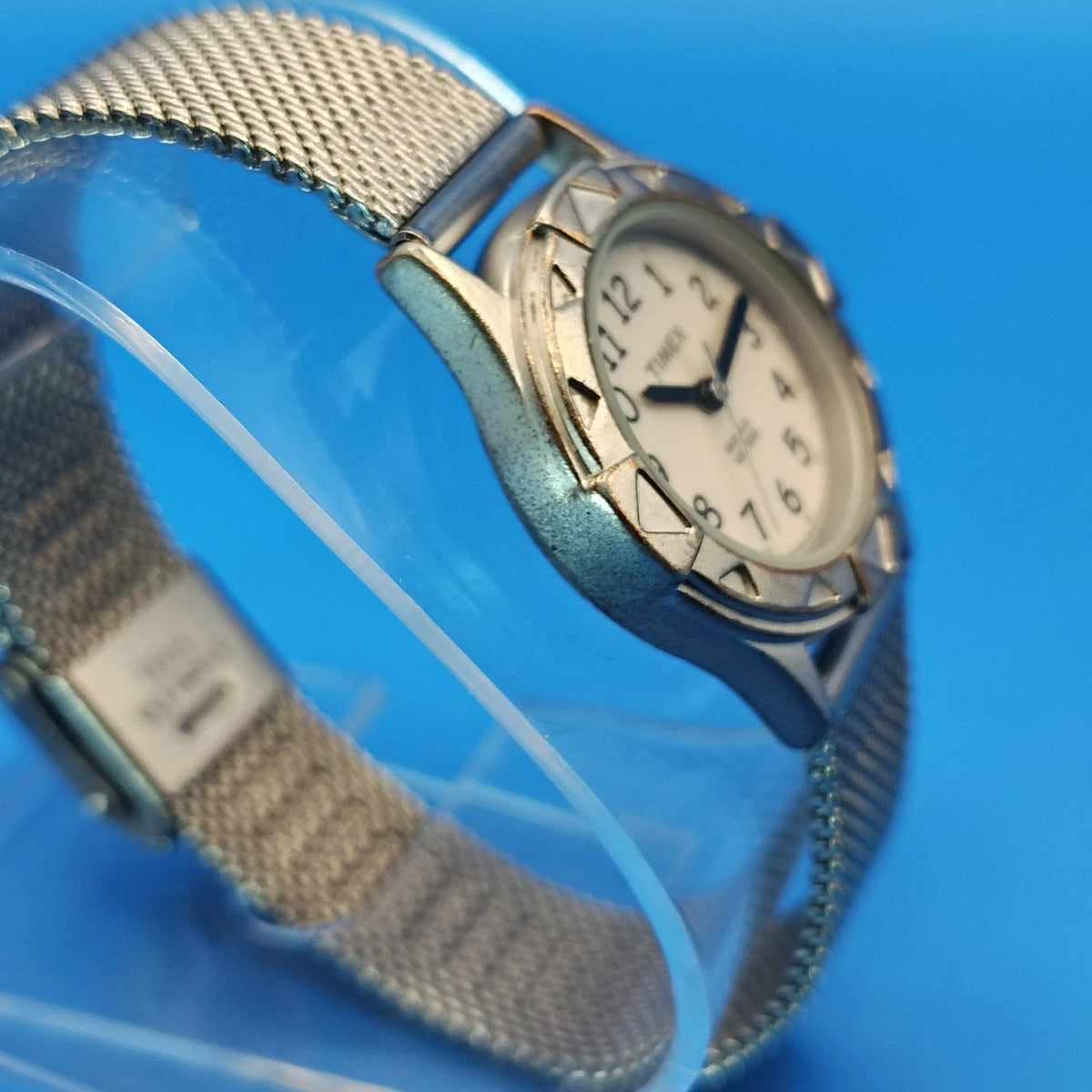Vintage 1997 Timex Indiglo 27mm Women's Quartz Watch New Mesh Strap Size 4.5-7