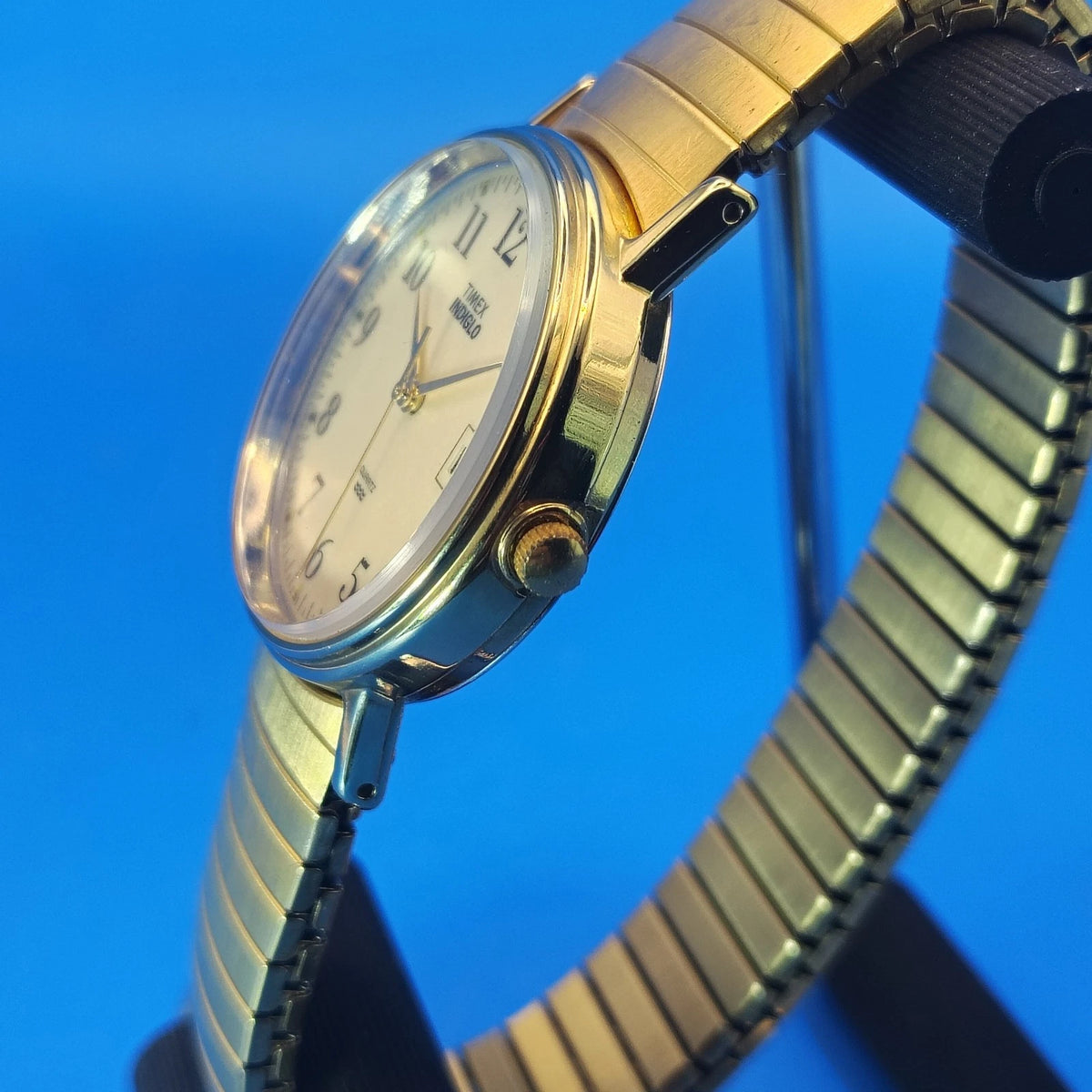 Vintage Timex Indiglo Date 34mm Mens Quartz Dress Watch Stretch Bracelet 5-8+