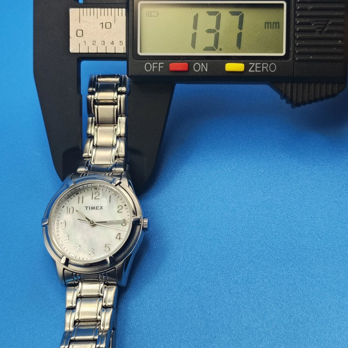 2017 Timex Easy Reader Genuine Mother of Pearl 27mm Women's Quartz Dress Watch