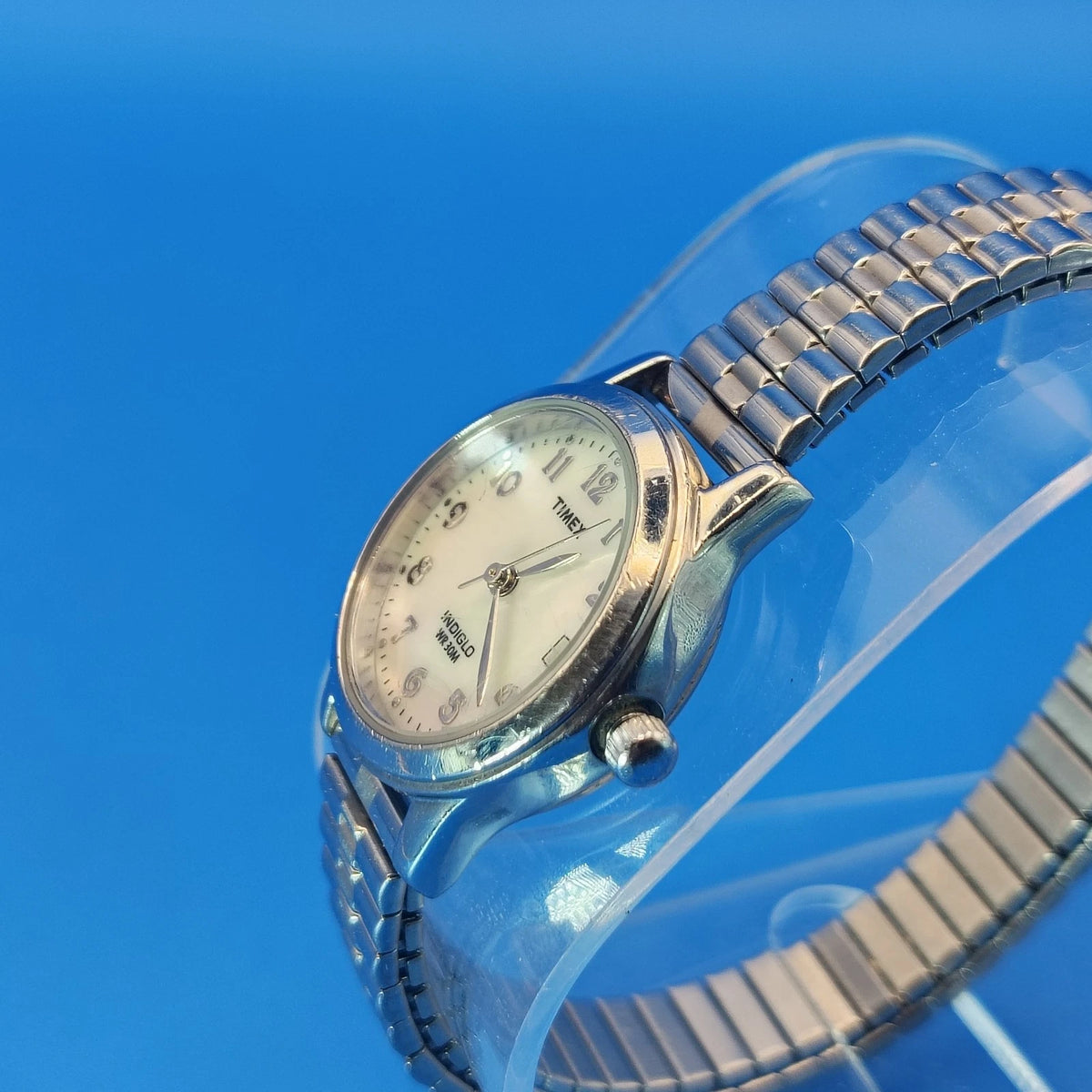 Vintage 2007 Timex Indiglo Date Mother Of Pearl Dial 25mm Women's Quartz Watch