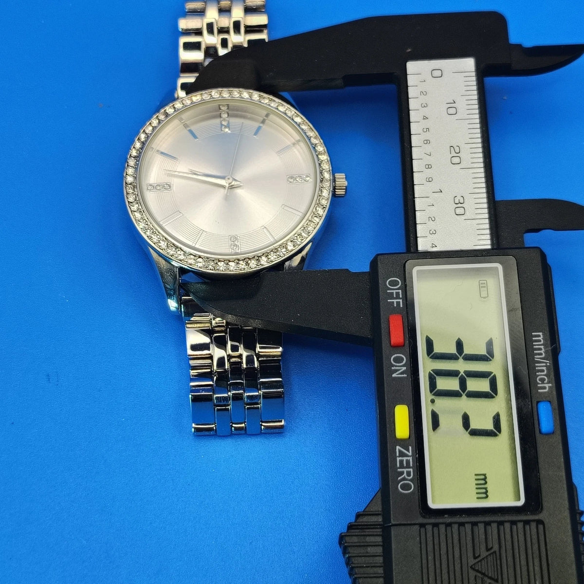 Vintage Folio 38mm Women's Quartz Fashion Watch Rhinestone Bezel New W/ Box