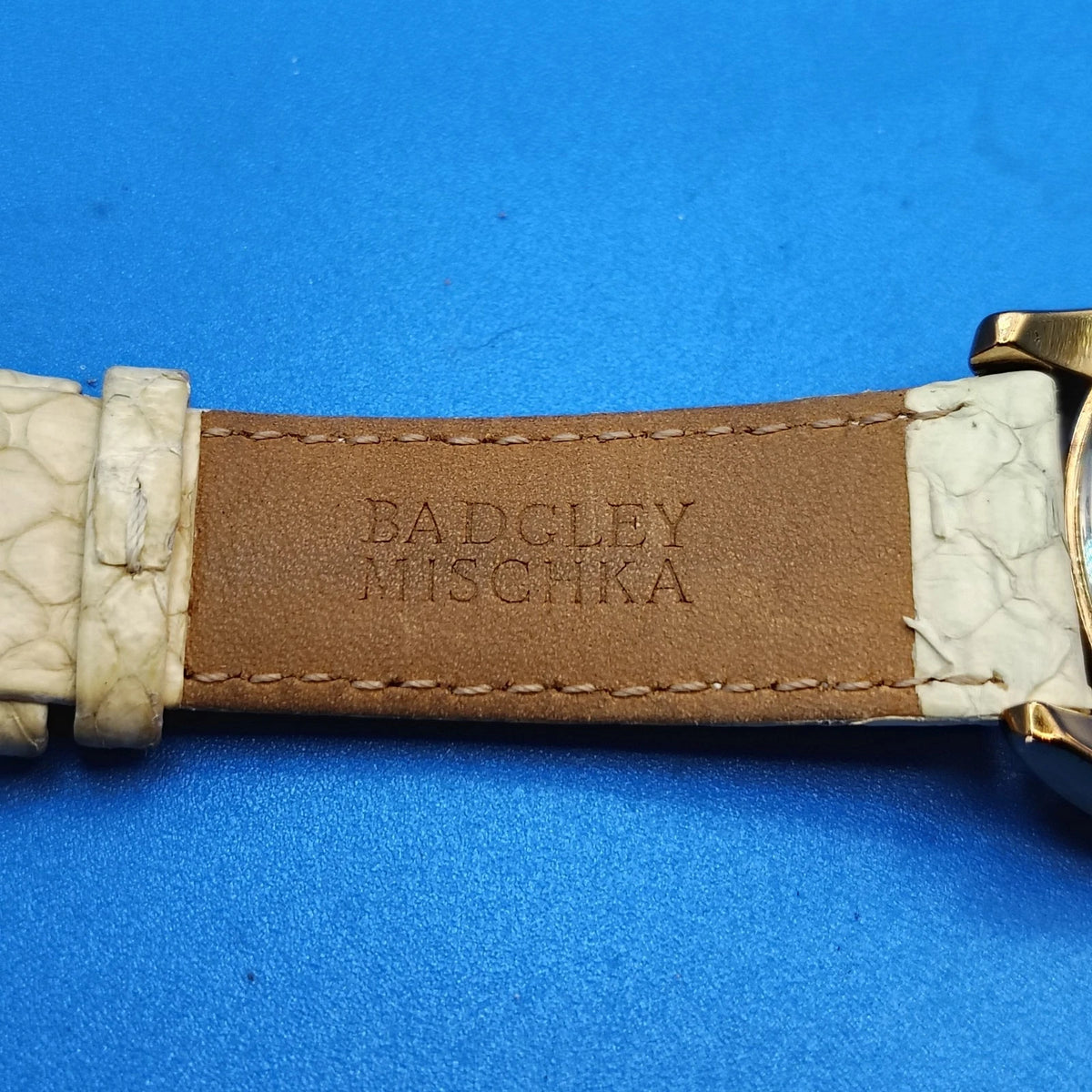 Vintage 2006 Bradgley Mischka Mother of Pearl 40mm Women's Watch Snake Skin Strap