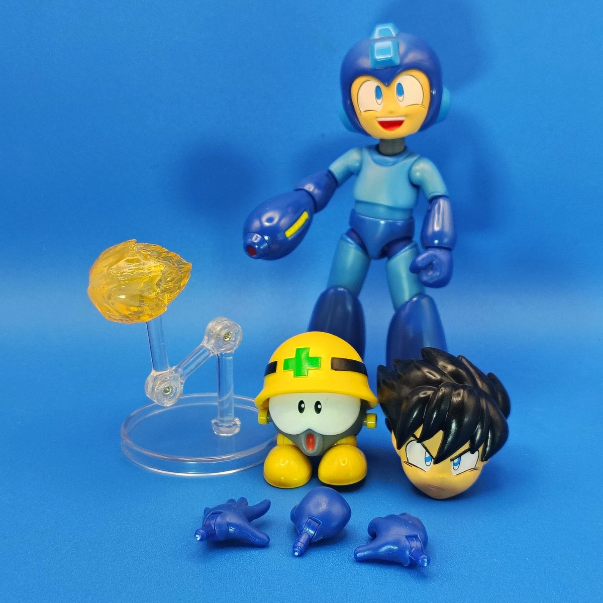 Mega Man Myplay Retro Digital Gaming Watch W/ Figure Set & Pre Order Bundle