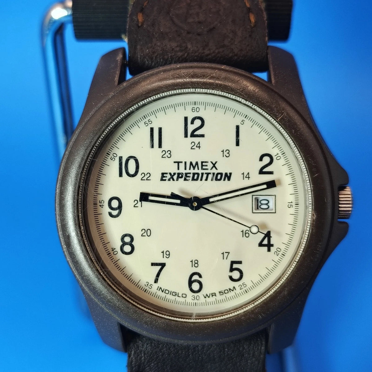 Vintage 2000 Timex Expedition Indiglo Date 38mm Mens Quartz Military Field Watch
