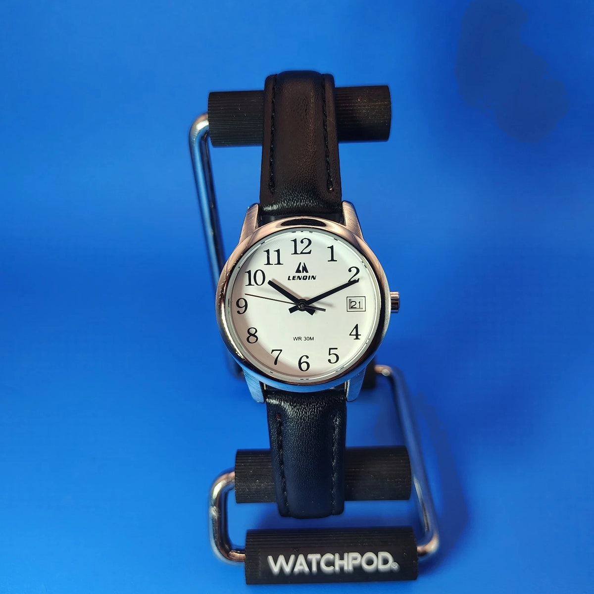 Vintage 2010 Lenqin L013 Date 30mm Women's Quartz Watch Fully Restored