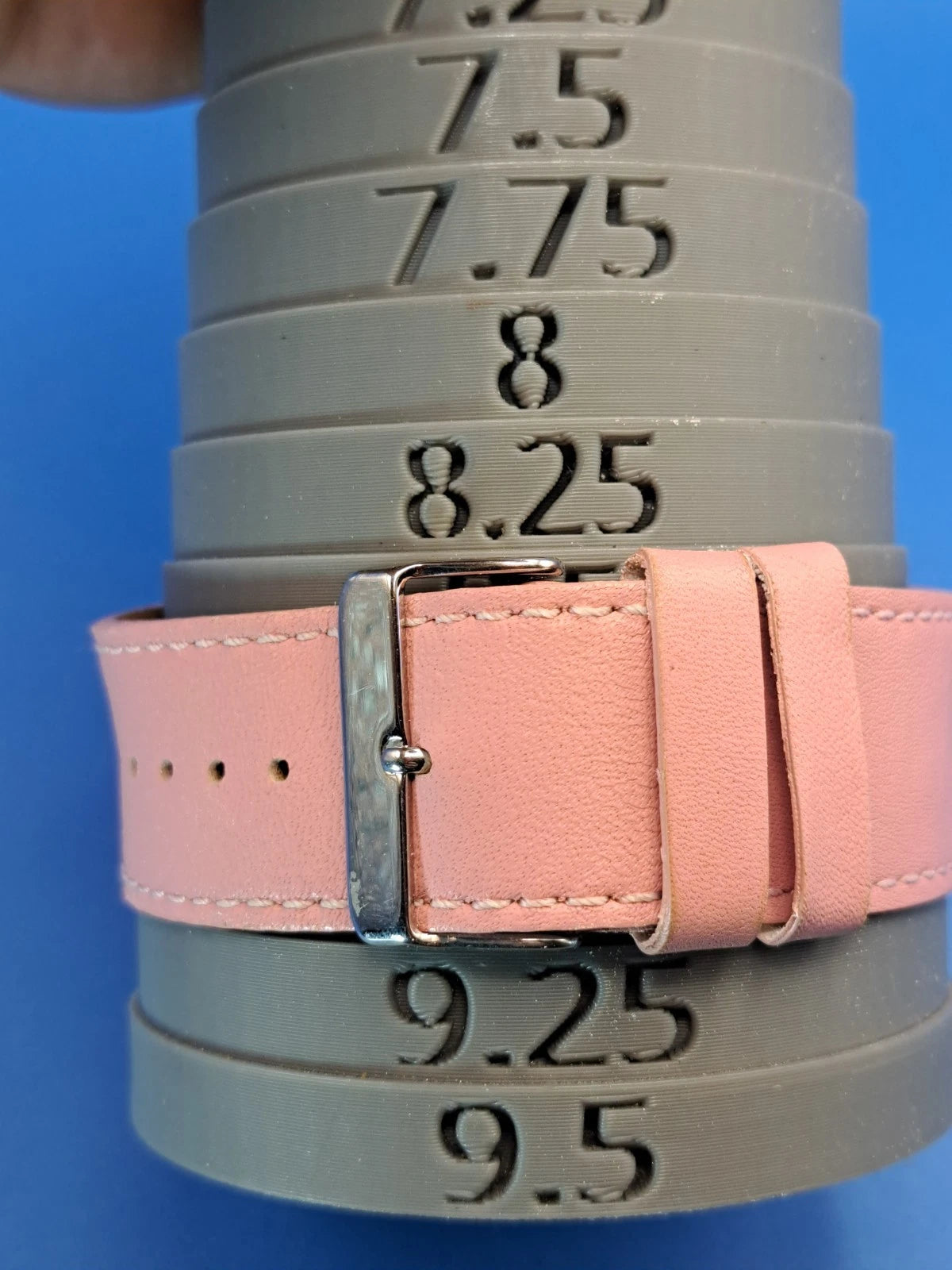 Vintage 2005 Delanicci Pink Passion 42mm Women's Quartz Fashion Watch Restored