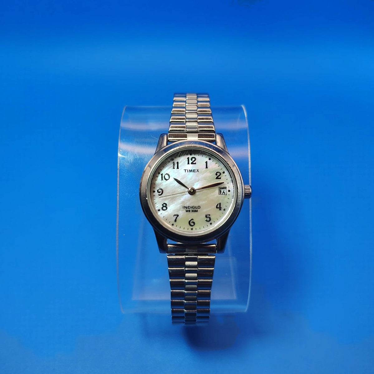 Vintage 2009 Timex Easy Reader Date Genuine Mother of Pearl Women's Quartz Watch