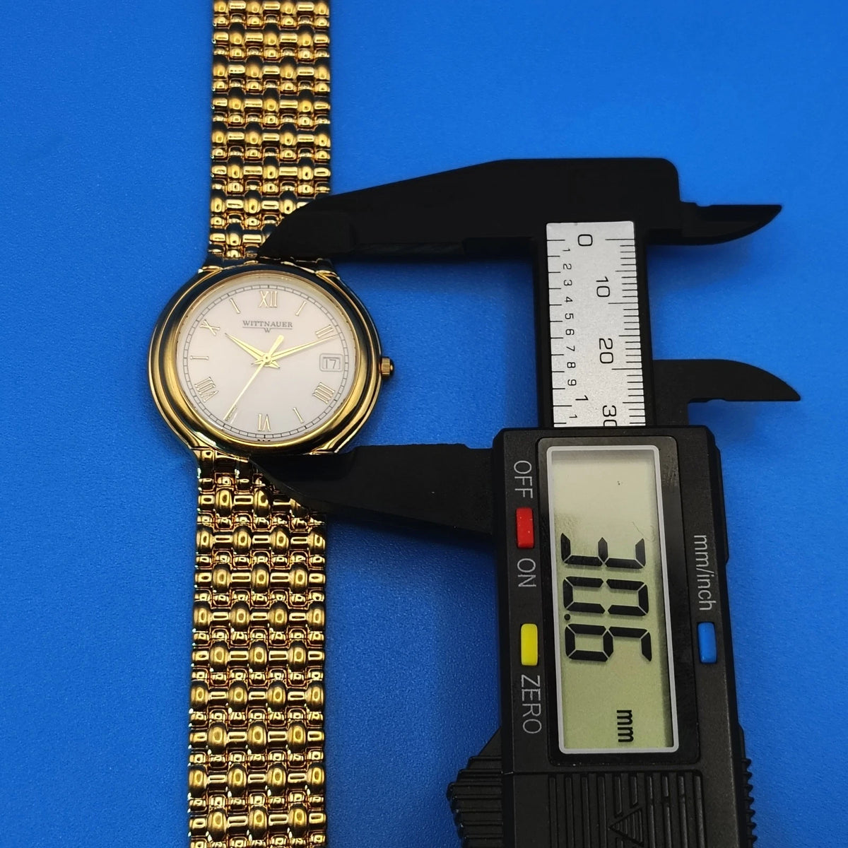 Vintage 1996 Whittnauer Laureate Swiss Made 30mm Mens Quartz Watch W/Papers Mint
