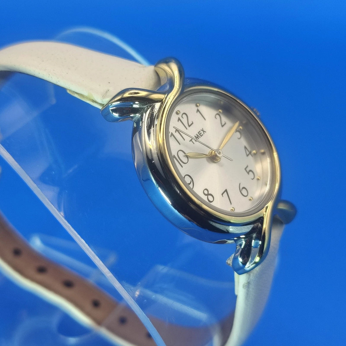 Vintage 2009 Timex Classic Bowtie X Lug 30mm Women's Quartz Dress Watch Restored