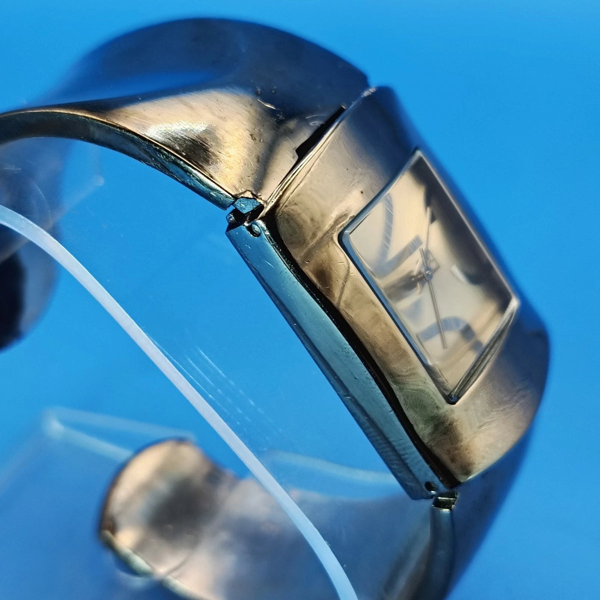 Vintage 2004 New York & Co Gun Metal Bangle 37mm Women's Quartz Cuff Watch