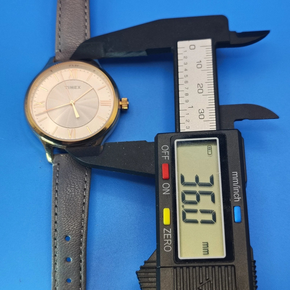 2018 Timex Waterbury Classic Guilloche 36mm Women's Quartz Watch Leather Strap
