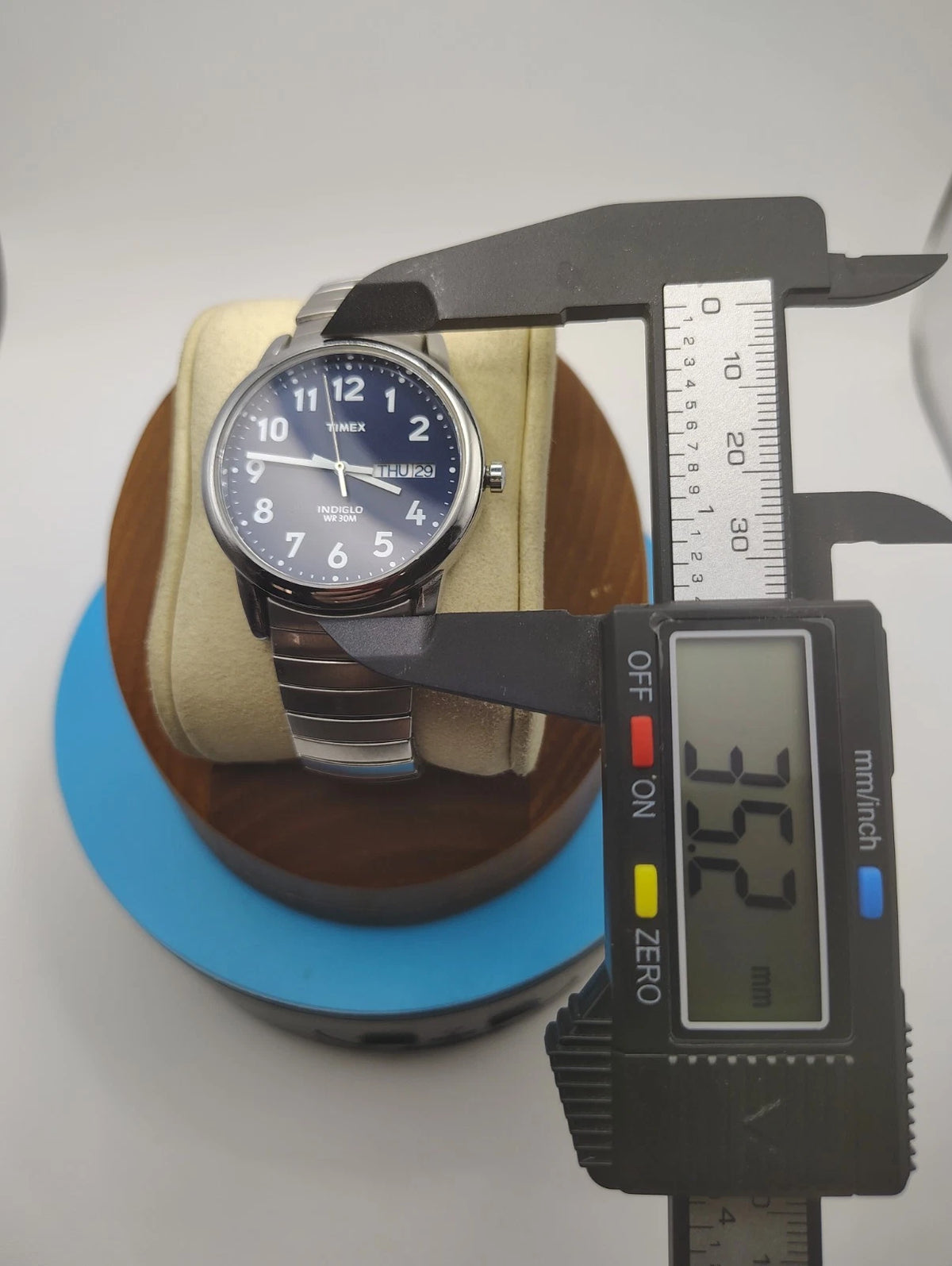 Timex INDIGLO Mens Quartz Watch Blue Dial Stainless Steel Near Mint