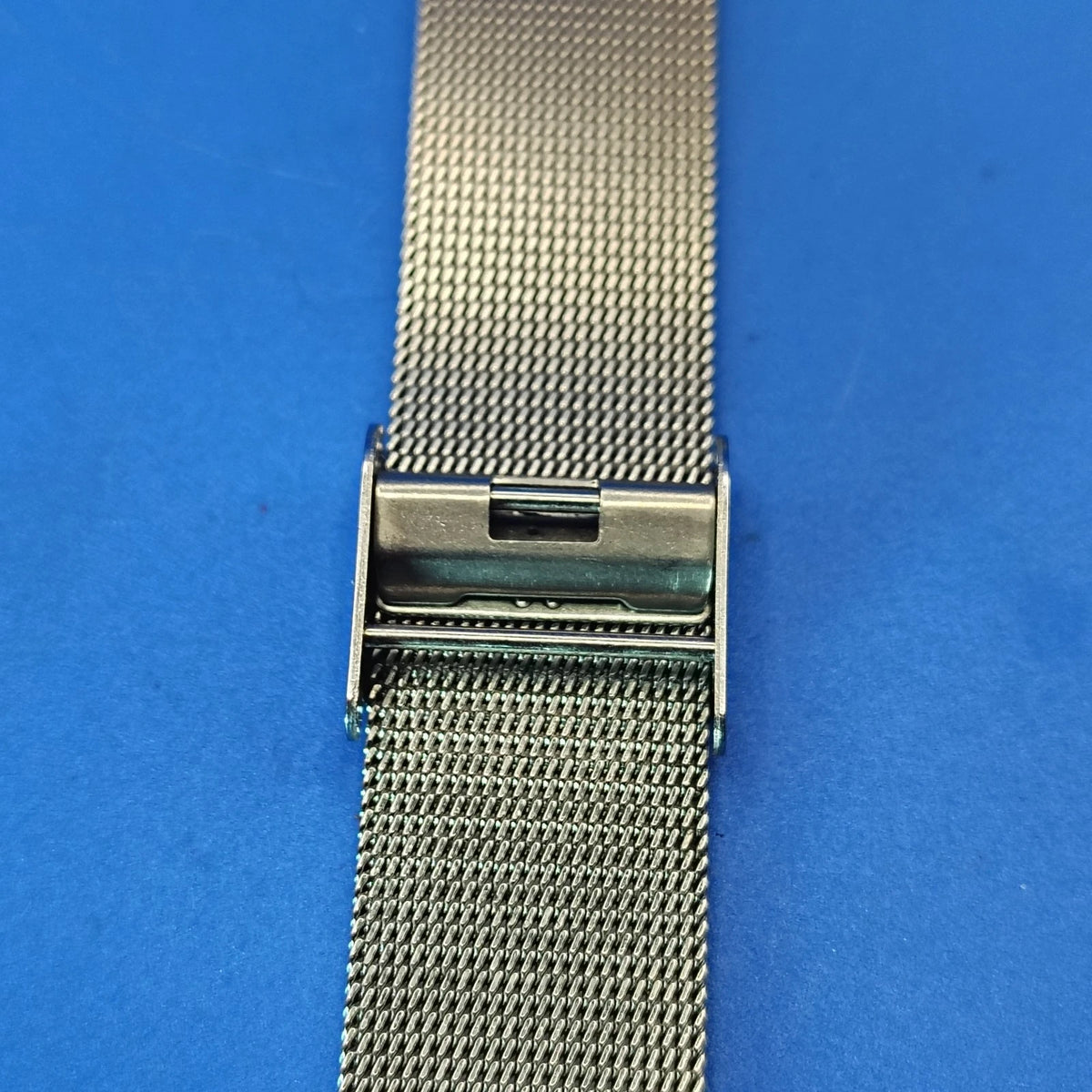 Vintage 2010 Timex Factory Hologram Dial 32mm Women's Quartz Watch Mesh Strap