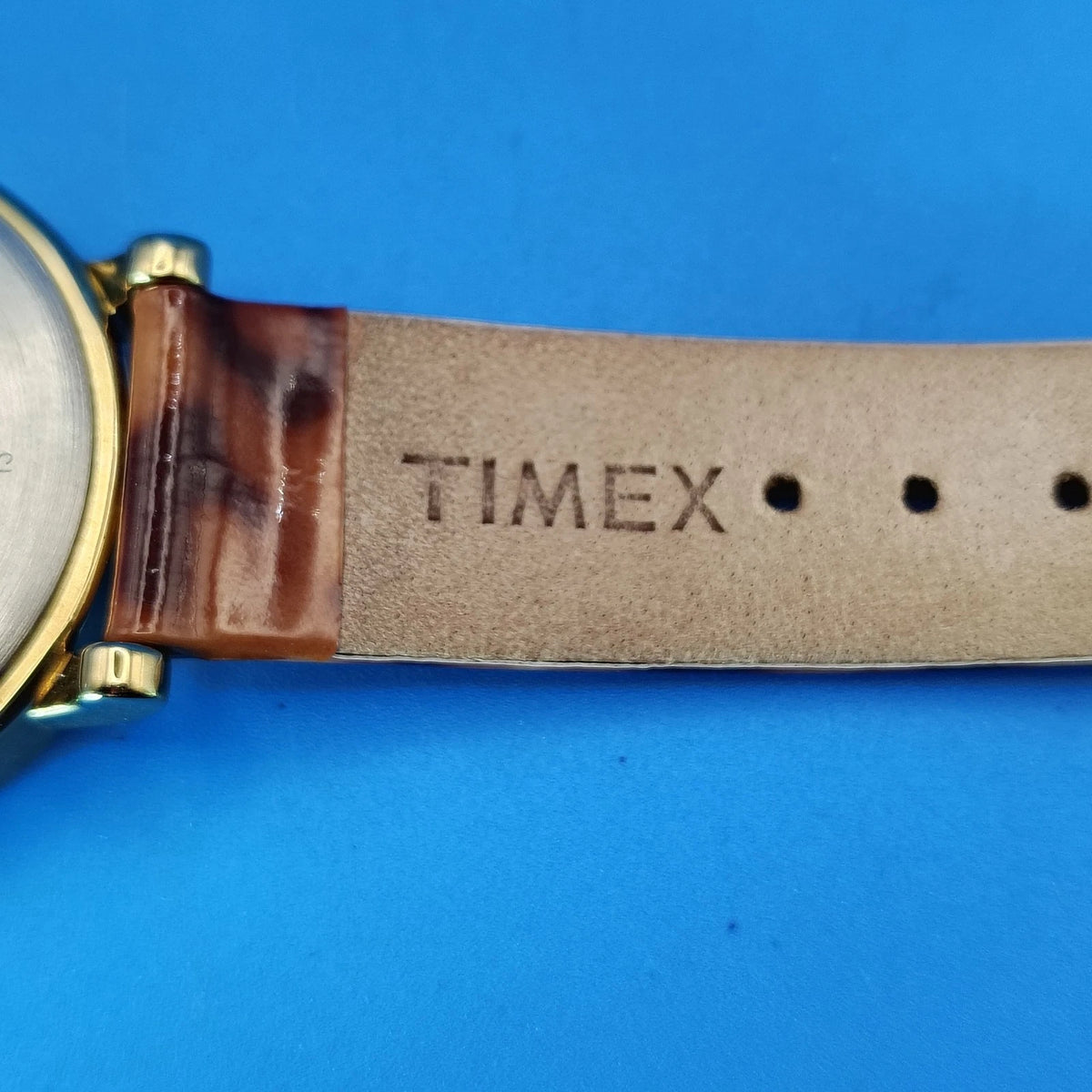 Vintage 2012 Timex Easy Reader Indiglo 38mm Gold Tone Mens Quartz Dress Watch