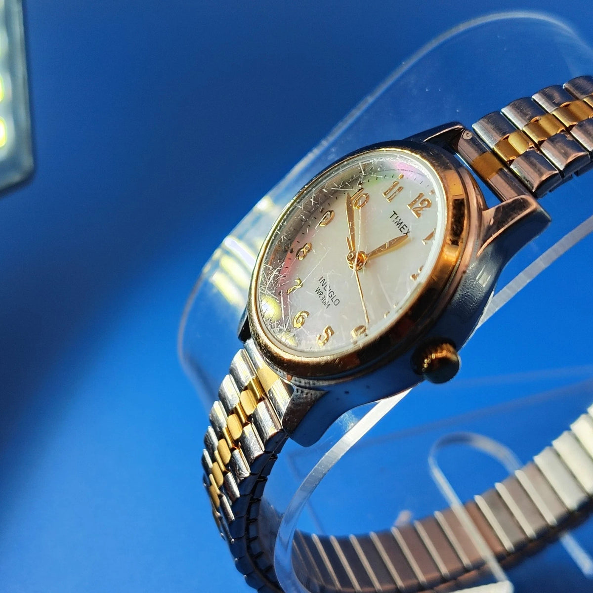 Vintage 2002 Timex Indiglo Mother of Pearl 25mm Women's Two Tone Quartz Watch