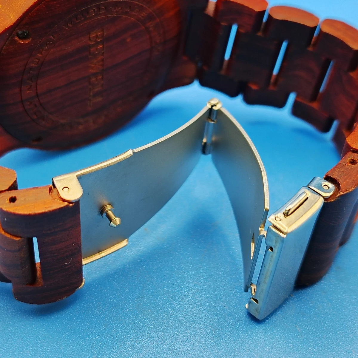 Vintage 2015 Bewell Organics Natural Redwood Eco 44mm Mens Quartz Watch