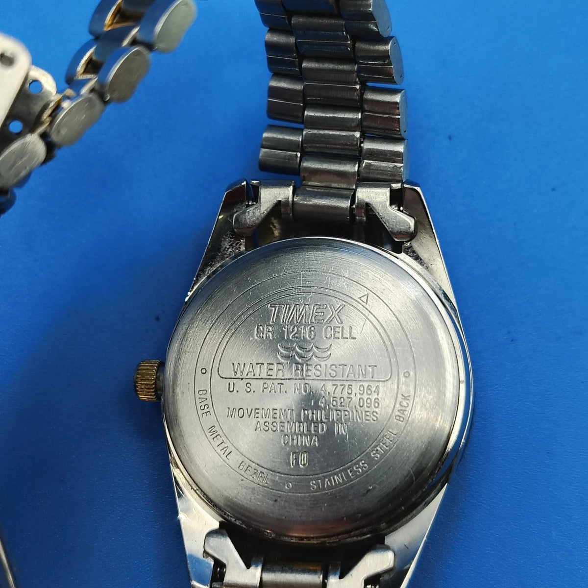 Vintage 2001 Timex Indiglo Presidential Date 25mm Women's Two Tone Quartz Watch