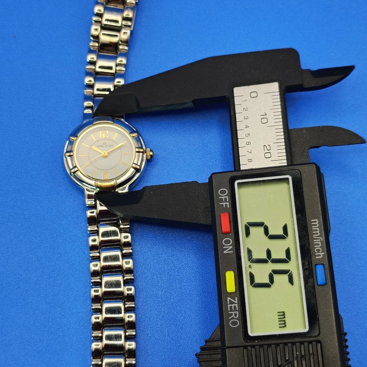 Vintage 1996 Anne Klein Y121E 23mm Women's Quartz Dress Watch W/ Near Mint