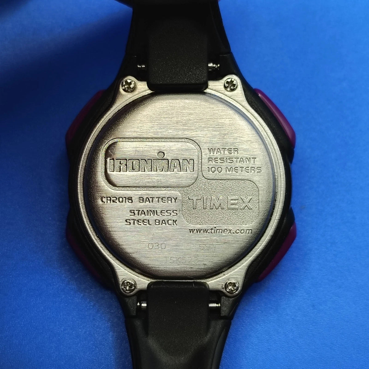 Vintage 2004 Ironman Triathlon Indiglo 39mm Women's Quartz Sport Watch 100M