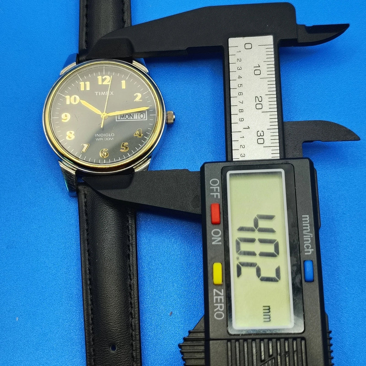 2015 Timex Indiglo Day-Date 40mm Mens Quartz Dress Watch New Strap Full Restored