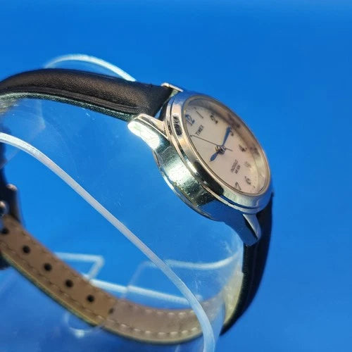 Vintage 1997 Timex Indiglo Date Mother of Pearl 25mm Women's Quartz Watch