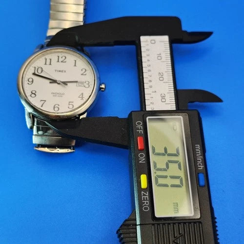 Vintage 2003 Timex Indiglo Easy Reader Date 35mm Mens Quartz Watch Stretch Band