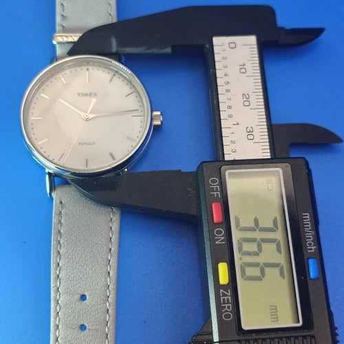 2018 Timex Gem Set 36mm Women's Quartz Watch Leather Strap (Indiglo Not Working)
