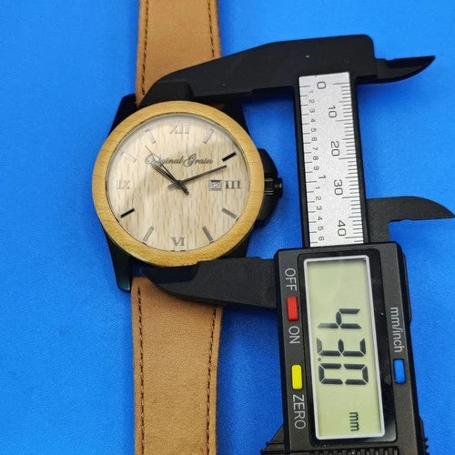 Vintage 2014 Original Grain Classic Maple Wood 43mm Mens Quartz Watch Mint Cond.