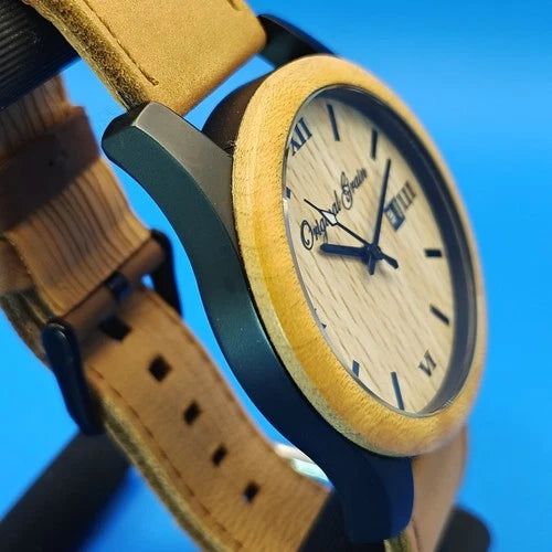 Vintage 2014 Original Grain Classic Maple Wood 43mm Mens Quartz Watch Mint Cond.