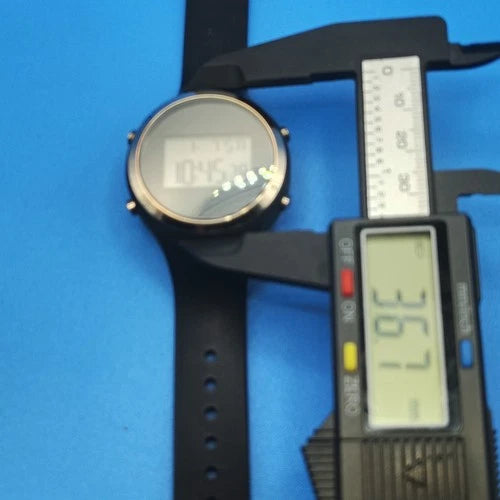 Vintage 2007 INC International Concepts 36mm Mens Digital Quartz Sport Watch