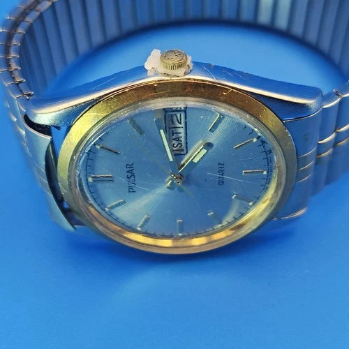 Vintage 1986 Pulsar by Seiko 34mm Men's Quartz Two Tone Watch Screw Back